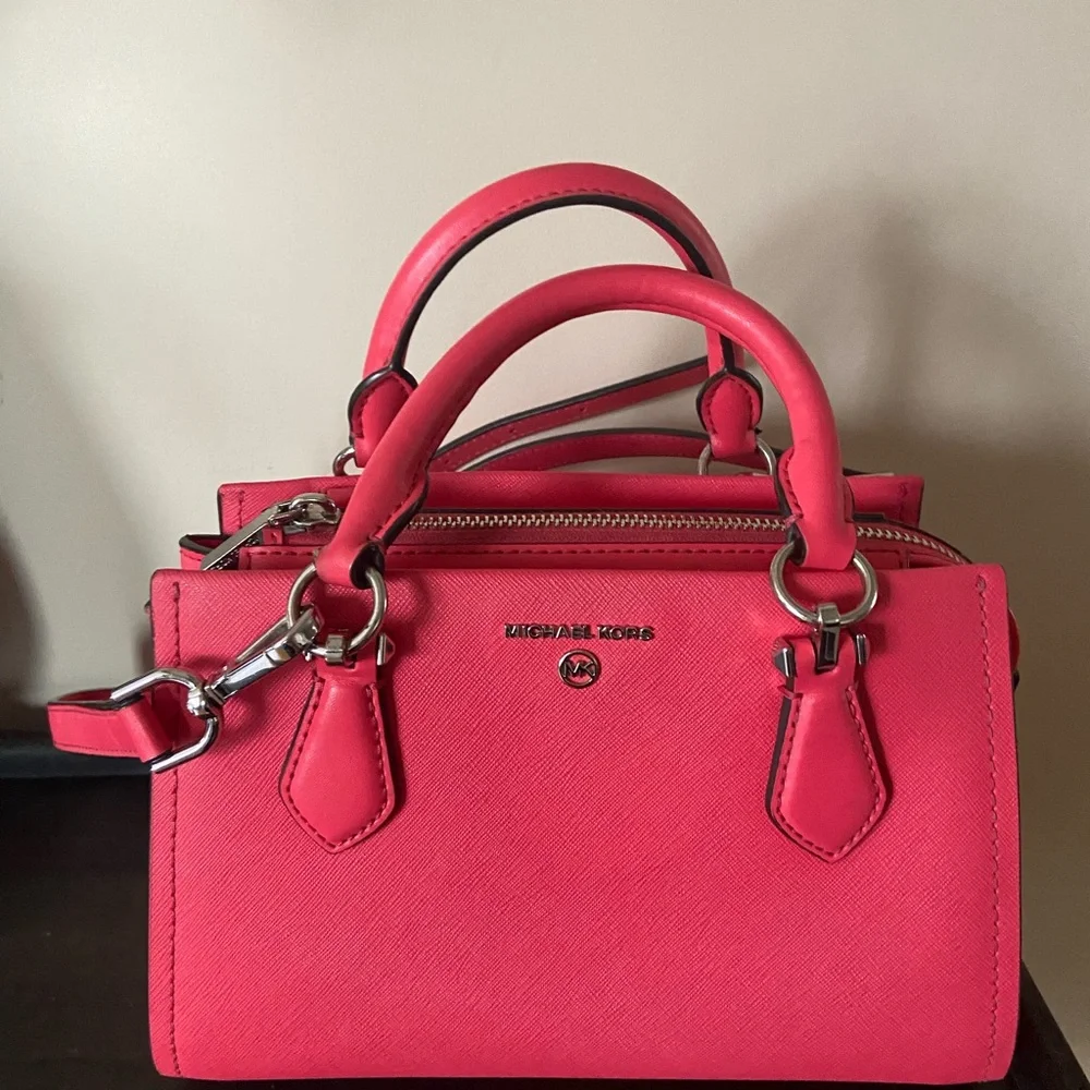 Michael Kors Vibrant Pink Satchel - Picture 3 of 7